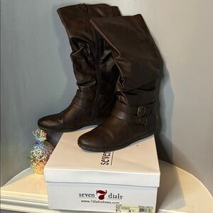 Seven Dials Dark Brown Heeled Boots